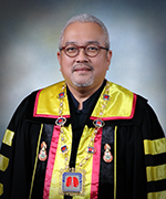 Dr Vuddhidej Ophascharoensuk